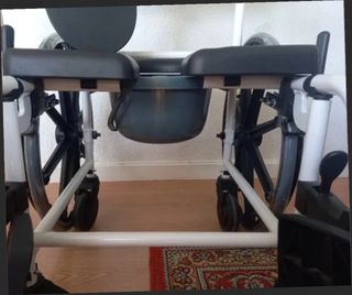 Silla de ruedas para casa, baño e inodoro
