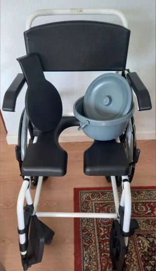 Silla de ruedas para casa, baño e inodoro