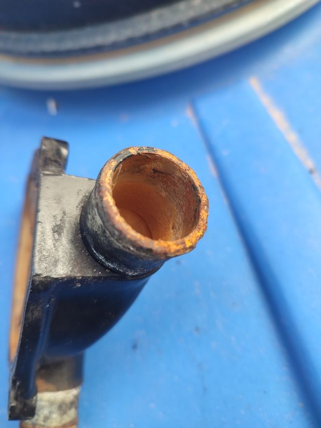 Tapa bomba Gpx 600 R