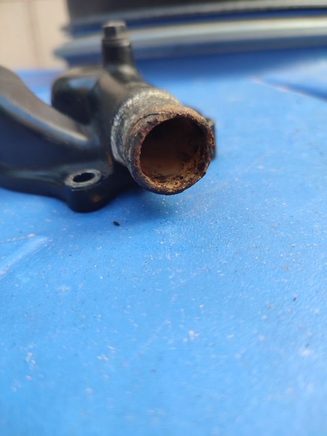 Tapa bomba Gpx 600 R