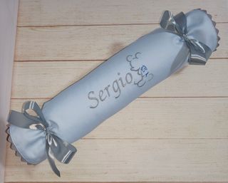 Cojín caramelo Bebé bordado