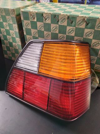 PILOTOS TRASEROS VW GOLF II