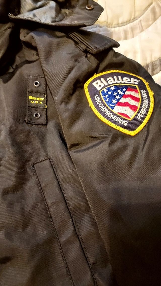 Abrigo niño T. 10 marca Blauer