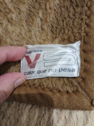 Lote dos mantas de cuna