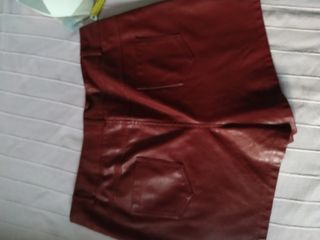 Short falda piel sintética