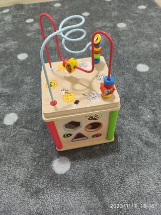 Caja formas madera bebés