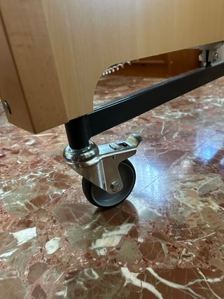 Cama articulada motorizada giratoria