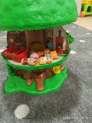 Casita del árbol bebés