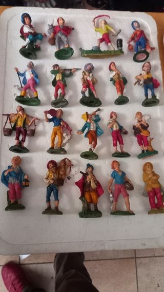 STATUINE PRESEPE CM 10 EURO 3.50 AL PEZZO