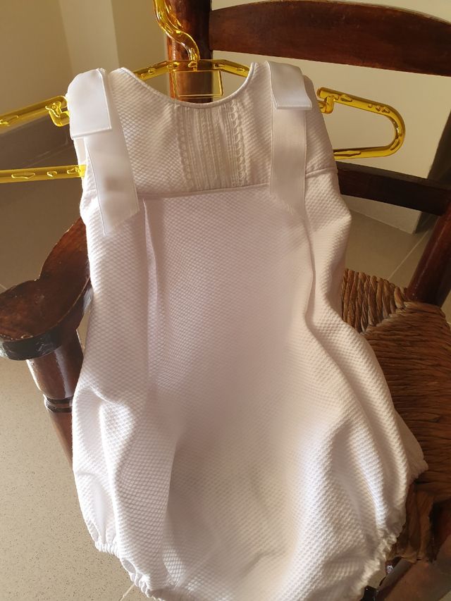 Pelele blanco con lazos invierno verano 