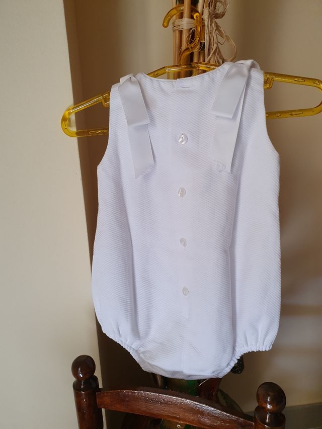 Pelele blanco con lazos invierno verano 