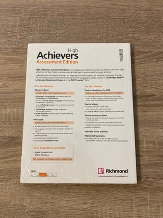 Libro de Inglés Achievers B1 Nuevo a estrenar 