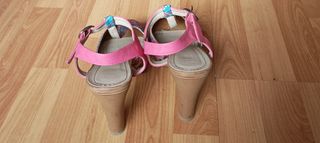 Preciosos zapatos plataforma 38