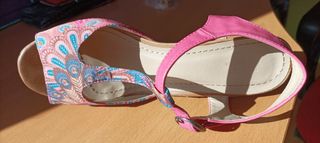 Preciosos zapatos plataforma 38