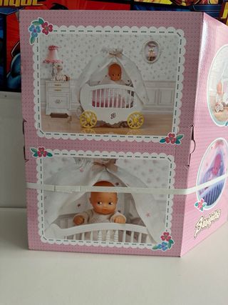 muñeco y cuna luxury Barriguitas A ESTRENAR