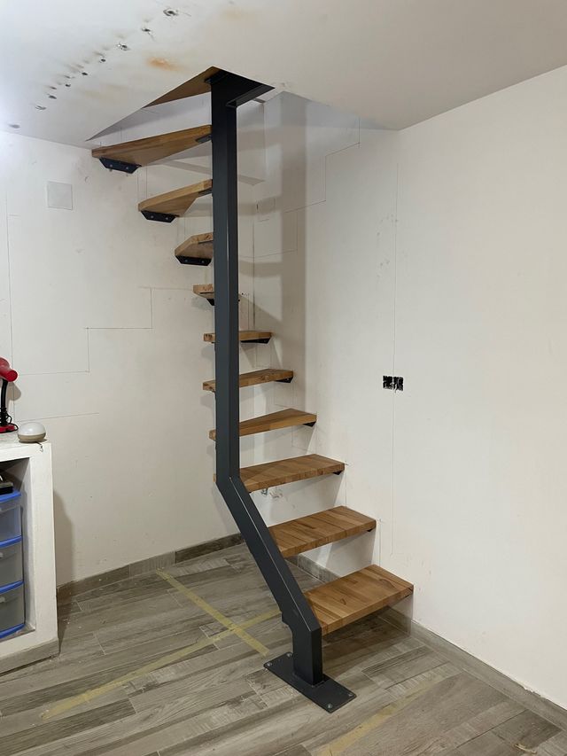 escaleras a medida metal i madera