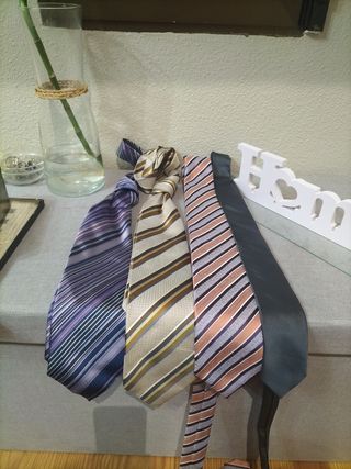 Set de corbatas.