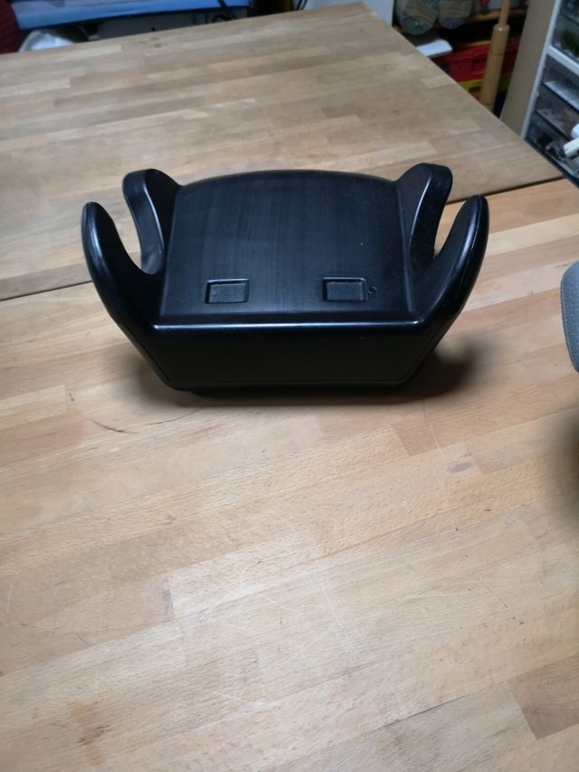 Seggiolino auto per bambini 2 Elevations x 15€!!