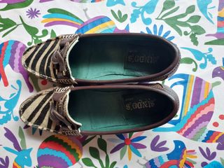 Zapatos piel animal print
