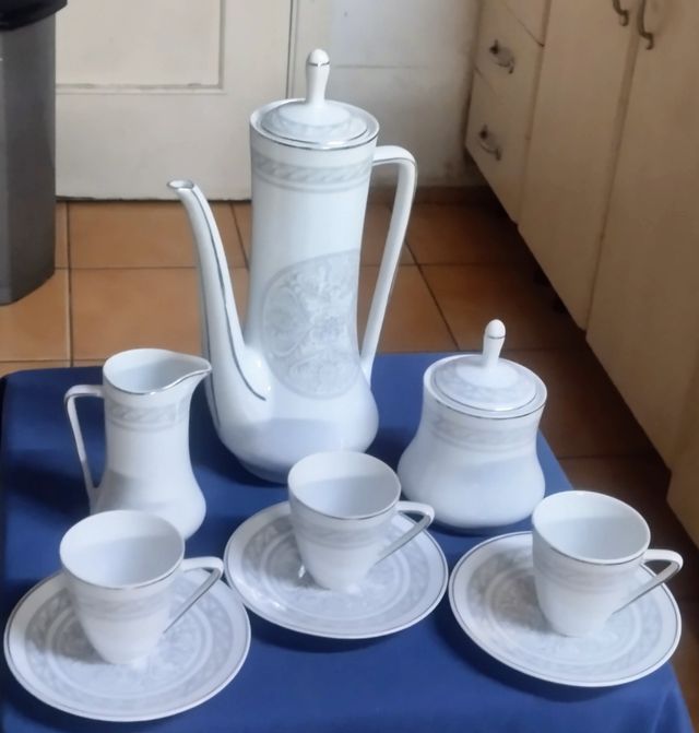 Juego de café tu y yo más otro servicio