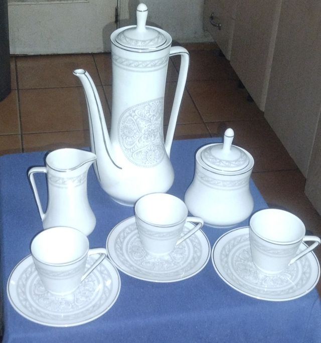 Juego de café tu y yo más otro servicio