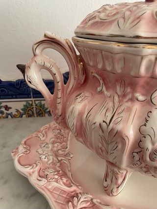 Sopera vintage de porcelana