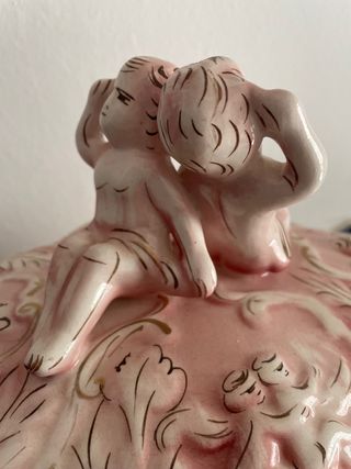Sopera vintage de porcelana