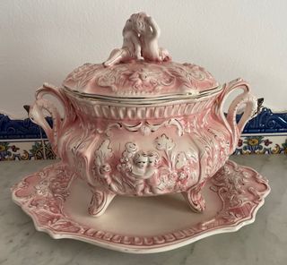 Sopera vintage de porcelana