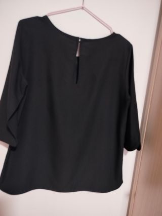 Blusa negra de Zara