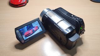 VIDEOCÁMARA HD SONY HDR-SR10E CON BOLSA