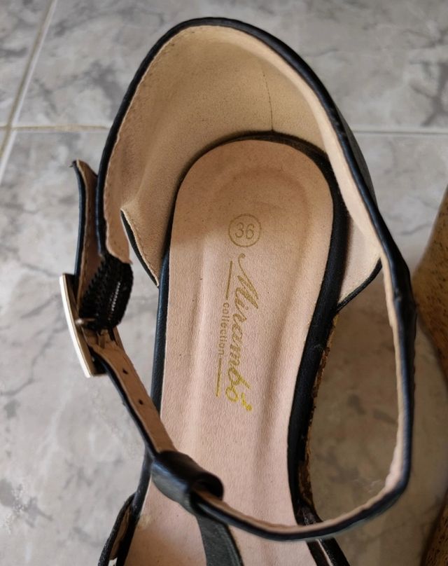 ZAPATOS DE TACÓN. NÚMERO 36