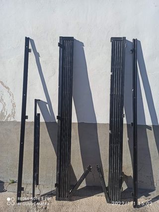 Reja de seguridad metálica plegable 