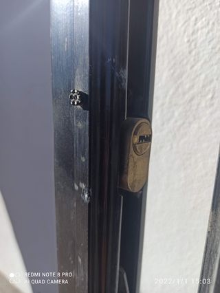 Reja de seguridad metálica plegable 