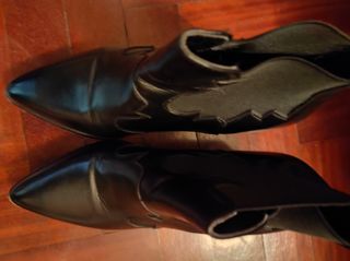 Botines camperos negros Talla 39