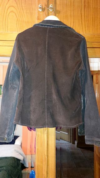 Cazadora marrón vaquera talla 44
