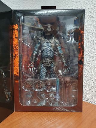 Figura Predator Ultimate Warrior NECA