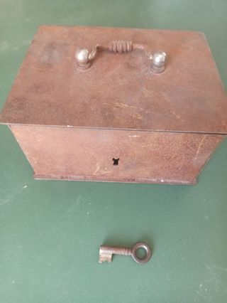 Antigua caja caudales