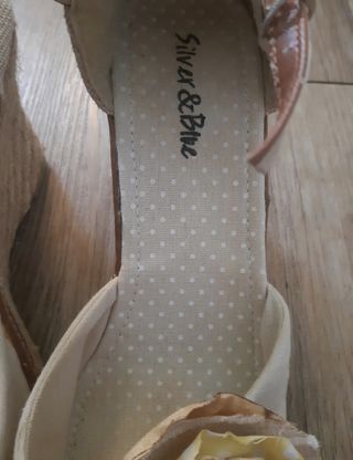 Zapatillas de esparto decoradas,talla 39.