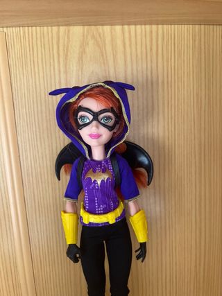 muñeca super hero girls