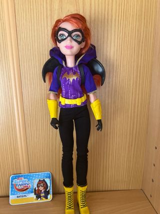 muñeca super hero girls
