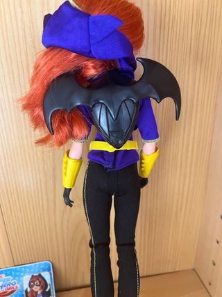 muñeca super hero girls