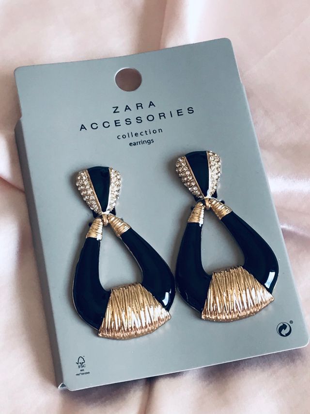 Pendientes de Zara