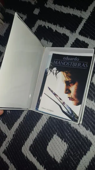 COFRE: EDUARDO MANOSTIJERAS EDICIÓN COLECCIONISTA