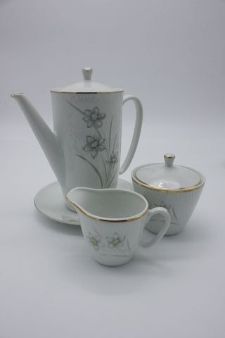 Juego de café de porcelana marca Santa Clara