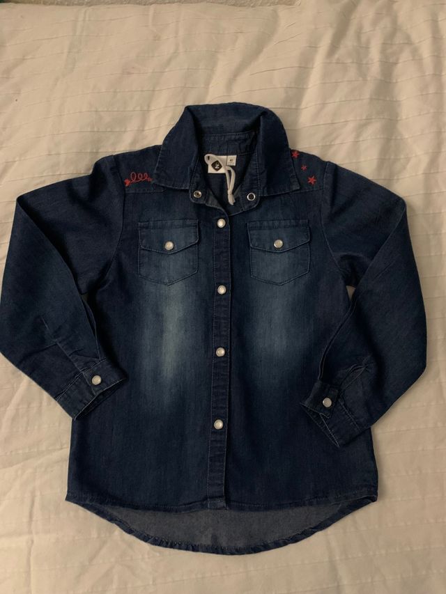 camisa vaquera niño/ niña nueva T 4