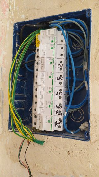 oportunidad trabajos de electricidad economico