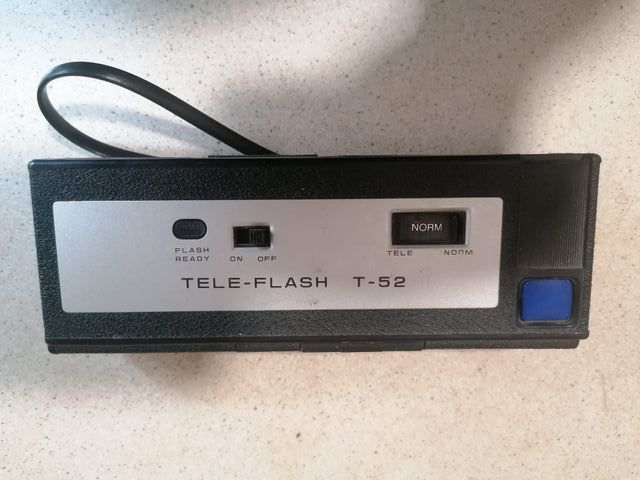 Cámara Fotográfica Vintage Continental Tele Flash.