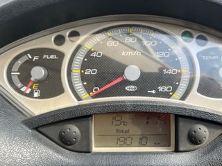 yamaha xmax 250 inyeccion. Impecable 
