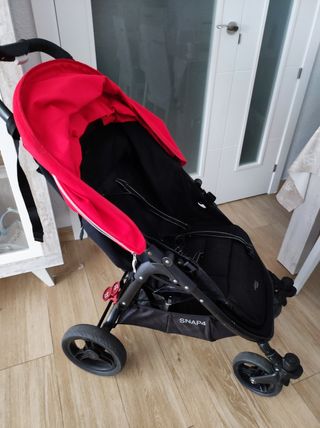 Silla de paseo Valco Baby Snap 4 + regalo juguetes