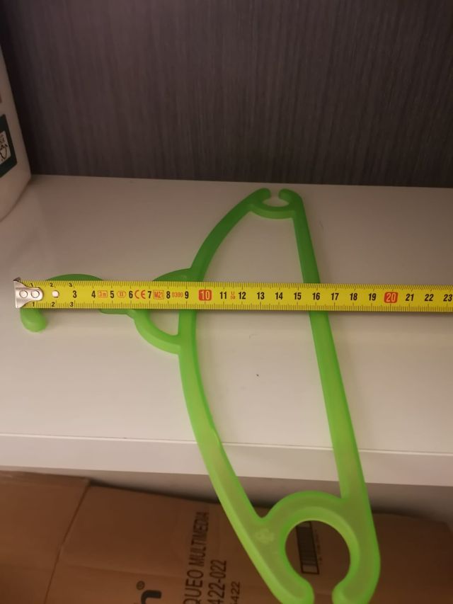 Perchas infantiles muy resistentes